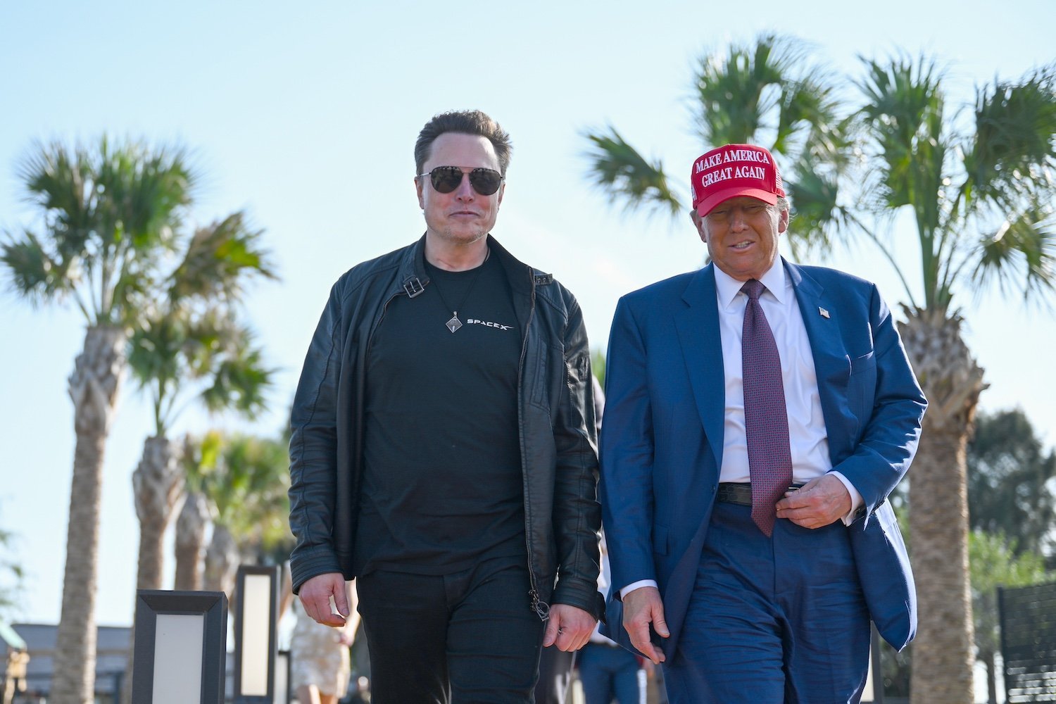 Trump Threatens Musk with ‘Very Serious Consequences’ if He Funds Democrats Trump Threatens Musk with ‘Very Serious Consequences’ if He Funds Democrats