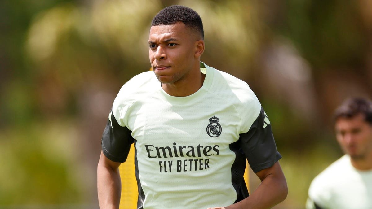 How to Watch Red Bull Salzburg vs. Real Madrid Anywhere Free: Stream FIFA Club World Cup Soccer How to Watch Red Bull Salzburg vs. Real Madrid Anywhere Free: Stream FIFA Club World Cup Soccer