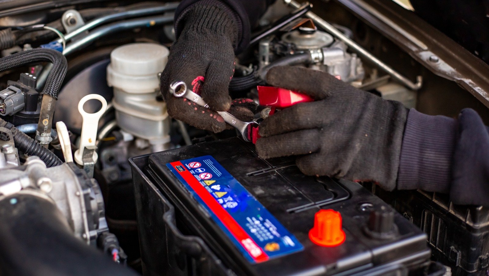 What Happens If A Car Battery Is Installed Wrong? What Happens If A Car Battery Is Installed Wrong?