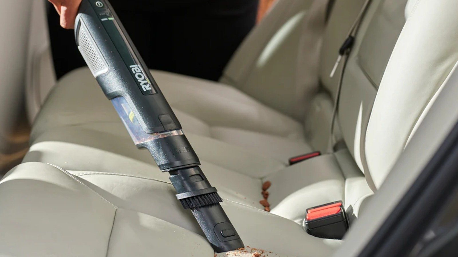 Is Ryobi’s USB Compact Hand Vacuum Any Good? Here’s What Users Say Is Ryobi’s USB Compact Hand Vacuum Any Good? Here’s What Users Say